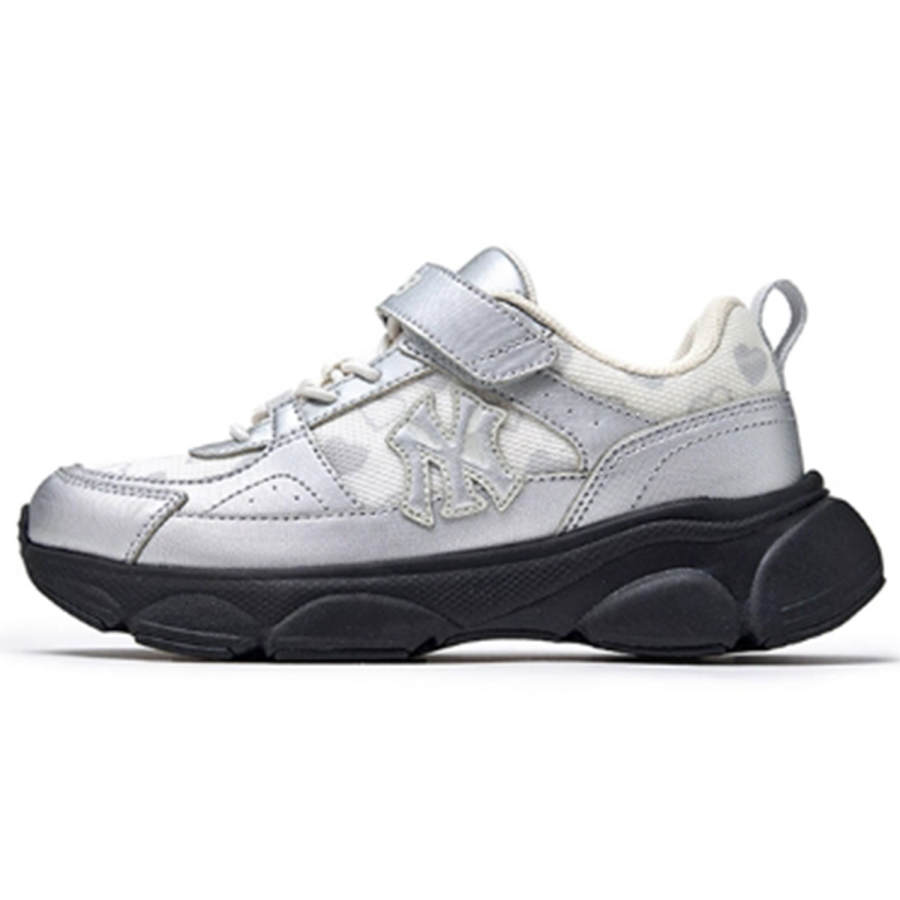 MLB New York Yankees Cushioning Abrasion Resistant Slip Resistant Low top Kids Lifestyle Shoes Silver Kids'