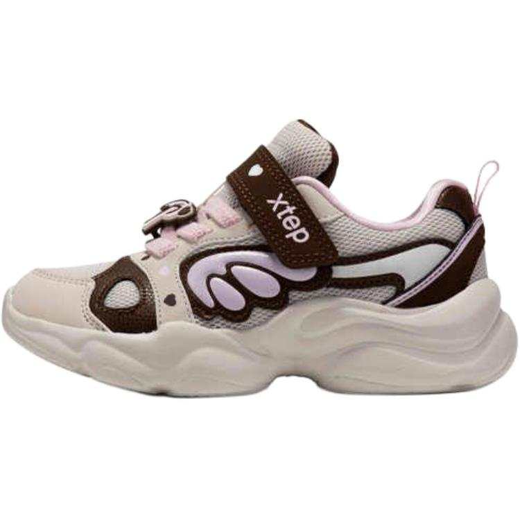 XTEP Slip Resistant And Breathable Low top Kids Lifestyle Shoes White Sand Gray/Malt Brown Children Aged 3 7 Years Old
