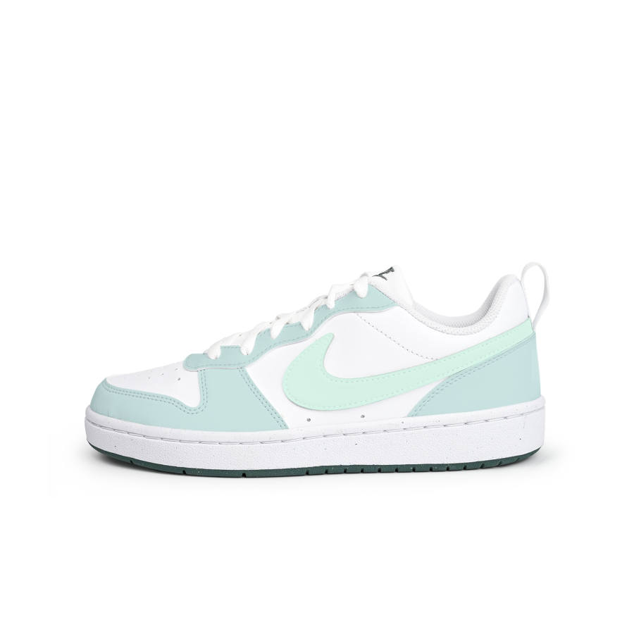 Nike Nike Court Borough Slip Resistant Abrasion Resistant Low top Kids' Skateboarding Shoes Green Teenagers