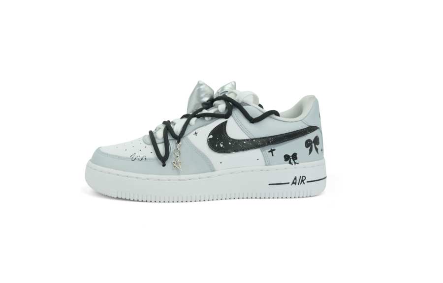 Nike Nike Air Force 1 LE Slip Resistant Cushioning Abrasion Resistant Low top Kids' Skateboarding Shoes Gray Teenagers