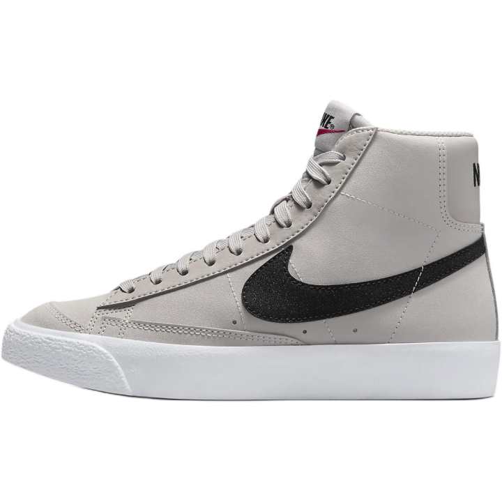 Nike Nike Blazer Mid top Skateboard Shoes Brown White Unisex