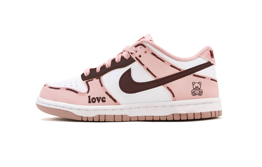 Nike Nike Dunk Pink Velvet Leather Low top Kids' Skateboarding Shoes Pink Teenagers