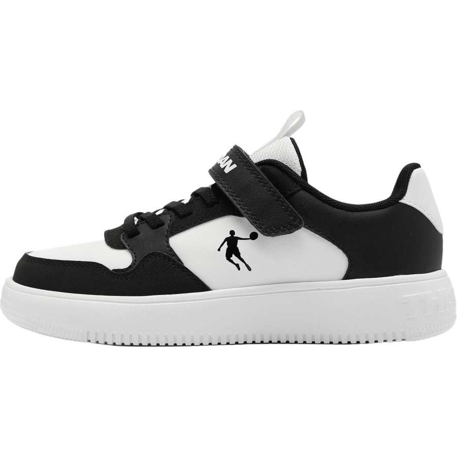 QIAODAN Low top Skateboard Shoes Black/Pure White Teenagers