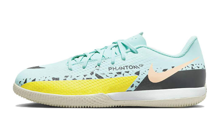 Nike Nike Phantom GT JR Academy IC Slip Resistant Cushioning Abrasion Resistant Slip Resistant Cushioning Abrasion Resistant