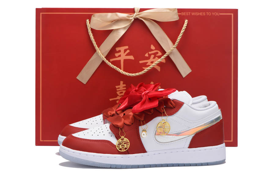 Jordan Jordan Air Jordan 1 Slip Resistant Low top Children's Basketball Shoes True Red Teenagers