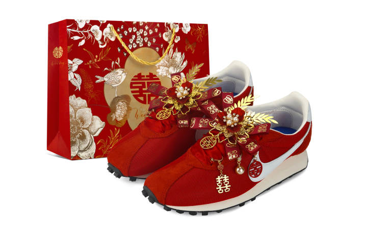 Nike Nike LD 1000 Low top Running Shoes Women's Red