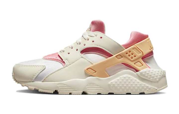 Nike Nike Huarache Run GS 'Sail Coral Chalk'