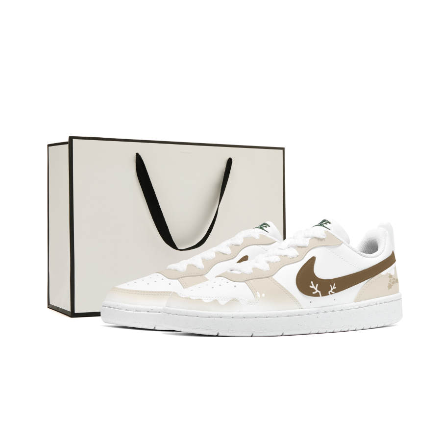 Nike Nike Court Borough Abrasion Resistant Cushioning Breathable Low top Skateboard Shoes Brown White Kids'