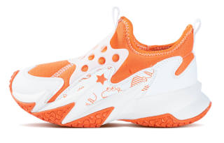 GUANLANGAOSHOU Slip Resistant Abrasion Resistant Low top Children's Basketball Shoes Orange White Kids'