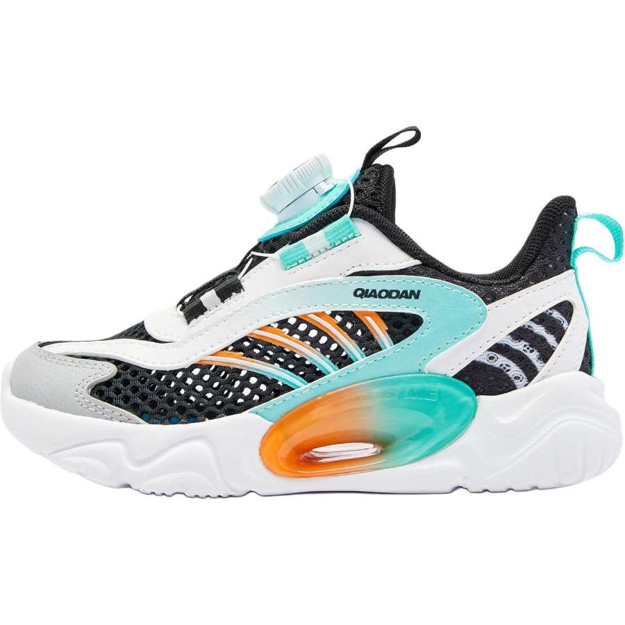 QIAODAN Slip Resistant Abrasion Resistant Low top Kids Lifestyle Shoes Black White Children Aged 3 7 Years Old