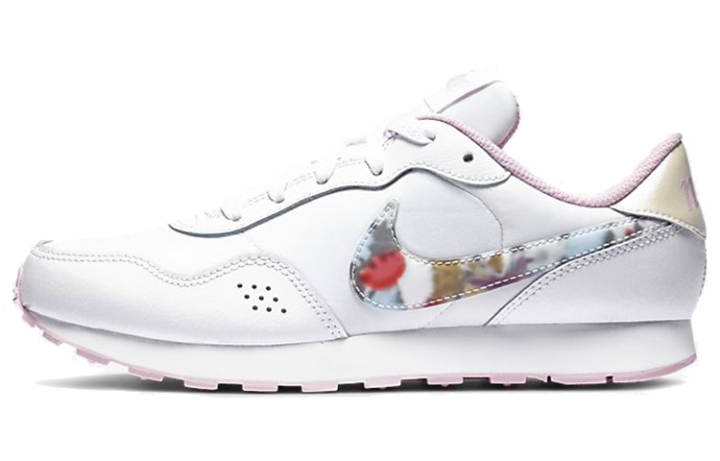 Nike Nike MD Valiant 'Fuzzy Floral Print' GS