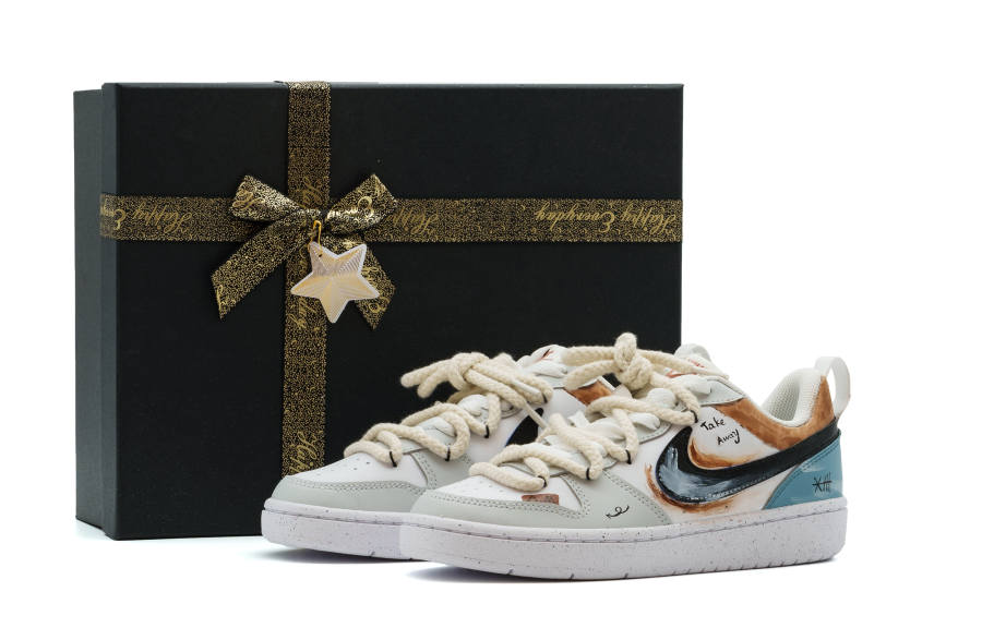 Nike Nike Court Borough Slip Resistant Abrasion Resistant Low top Kids' Skateboarding Shoes Blue Brown Teenagers