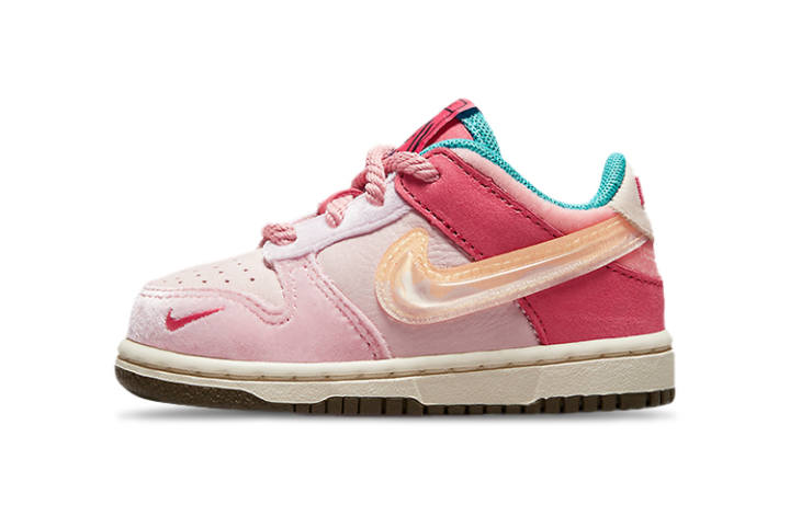 Nike Nike Dunk Low Social Status Free Lunch Strawberry Milk TD