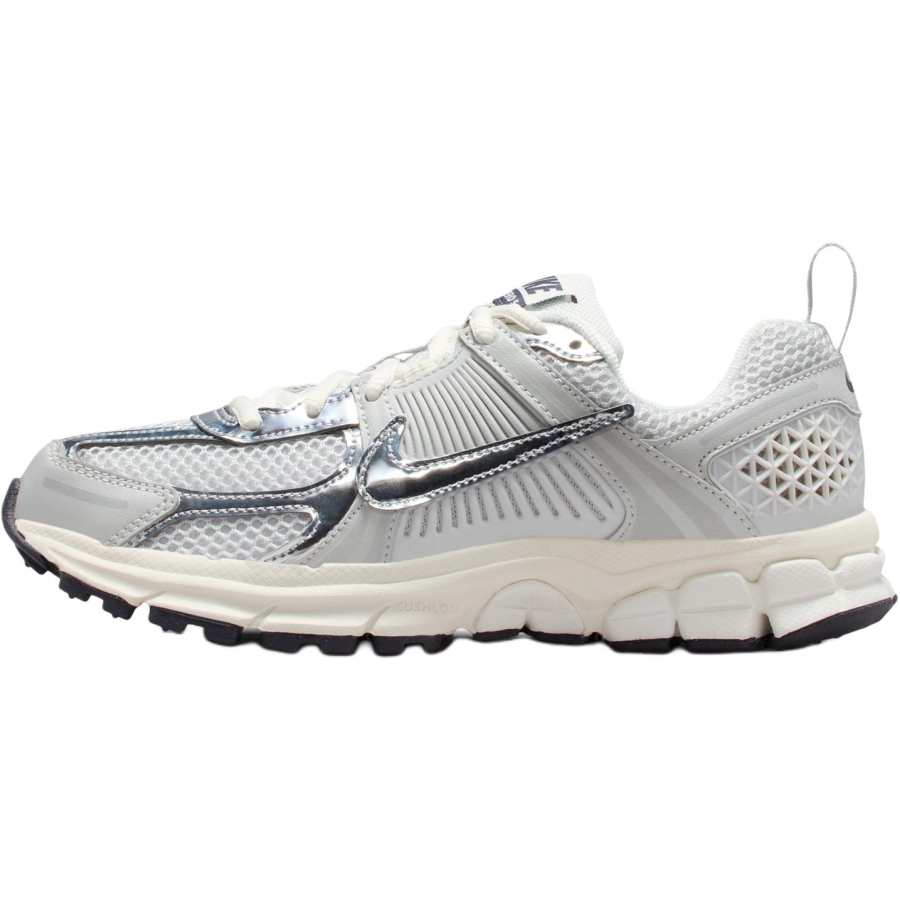 Nike Nike Vomero 5 Fabric Low top Casual Shoes Gray Unisex