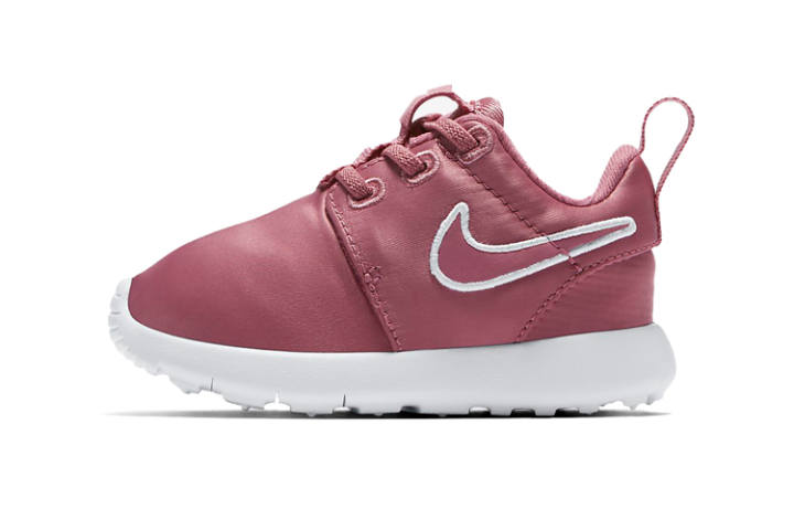 Nike Nike Roshe One Low top Toddler Shoes Pink Infant And Toddler