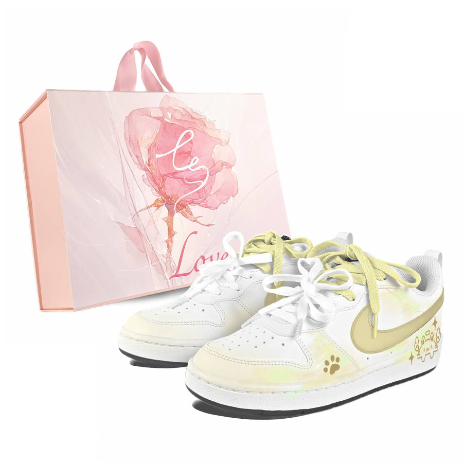 Nike Nike Court Borough Sincere Affection Abrasion Resistant Low top Kids' Skateboarding Shoes White Teenagers