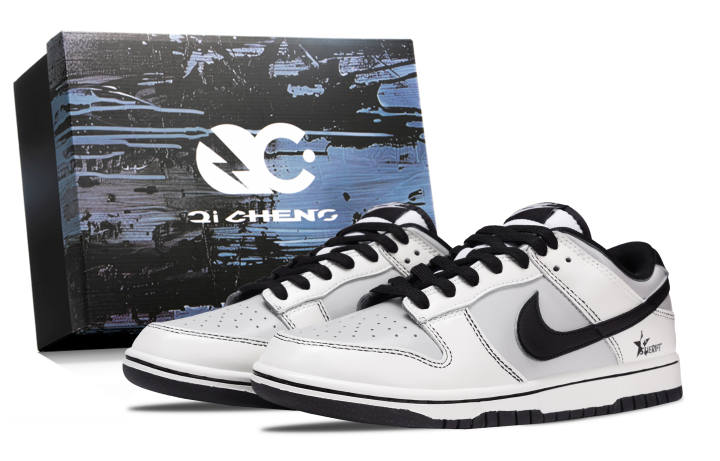 Nike Nike Dunk Black & White Scale Leather Slip Resistant Slip Resistant Low top Skateboard Shoes White Kids'