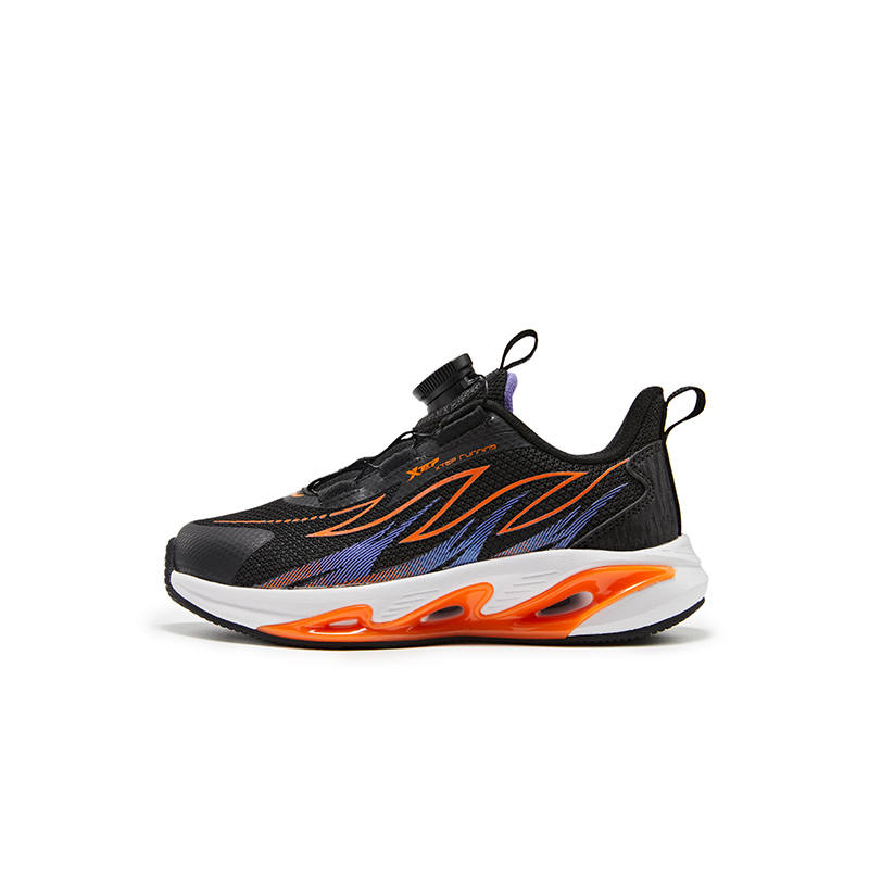 XTEP Fiery Feather Abrasion Resistant Breathable Lightweight Cushioning Low top Kids' Running Shoes Black Lava Orange
