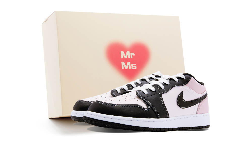 Jordan Jordan Air Jordan 1 Leather Slip Resistant Cushioning Low top Children's Basketball Shoes Black Pink Teenagers