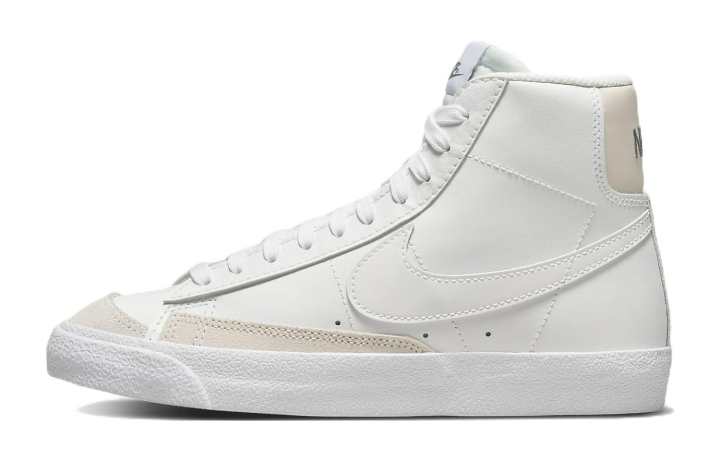 Nike Nike Blazer Mid 77 Mid top Skateboard Shoes Ecru Unisex