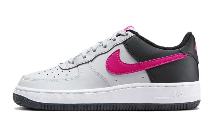 Nike Nike Air Force 1 Leather Low top Skateboard Shoes Black White Unisex