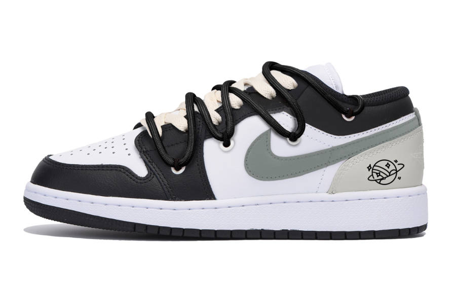 Jordan Jordan Air Jordan 1 Slip Resistant Low top Children's Basketball Shoes Black Teenagers