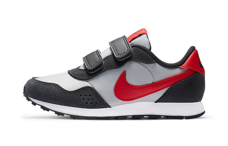 Nike Nike MD Valiant Lightweight, Breathable, And Slip Resistant Lightweight, Breathable, And Slip Resistant Low top