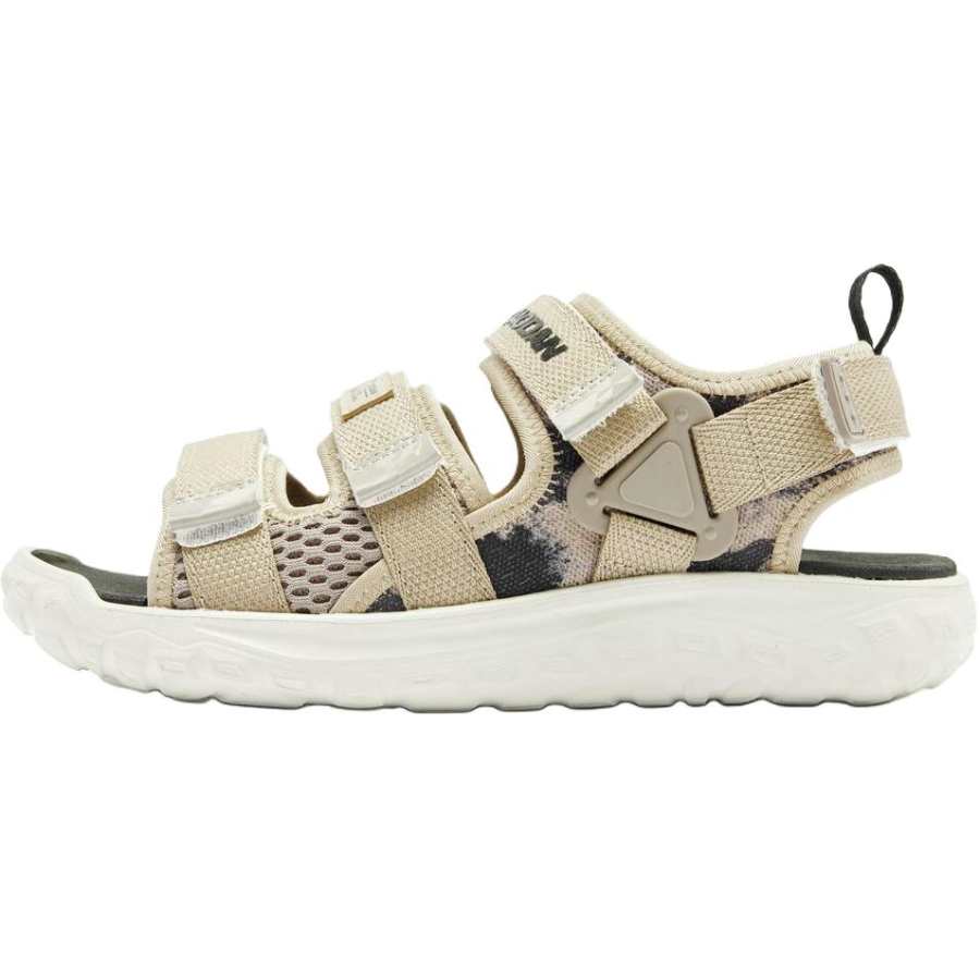 QIAODAN Synthetic Leather, Textile Low top Sandal Beige Teenagers
