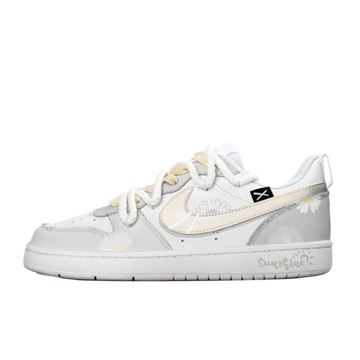 Nike Nike Court Borough Daisy Leather Slip Resistant Low top Kids' Skateboarding Shoes White Teenagers