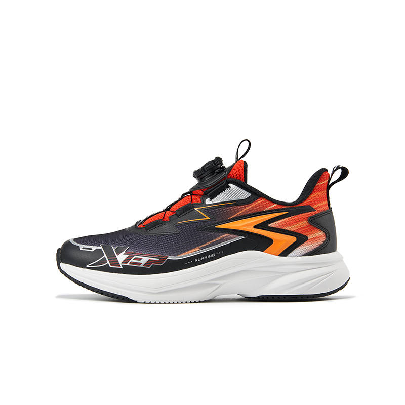 XTEP Lightning Low top Running Shoes Black Orange Teenagers