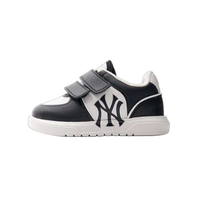 MLB New York Yankees Comfortable Cushioning Abrasion Resistant Low top Toddler Shoes Black White Infant And Toddler