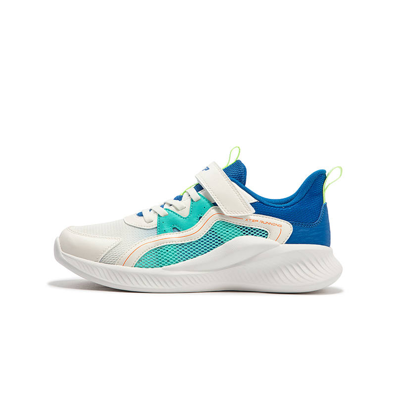 XTEP Breathable And Slip Resistant Support Low top Running Shoes Sail White/Prussian Blue Kids'