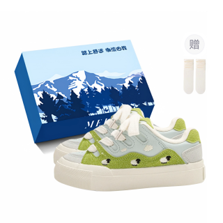 XIAOLUMILI Slip Resistant Abrasion Resistant Slip Resistant Abrasion Resistant Low top Skateboard Shoes Women's