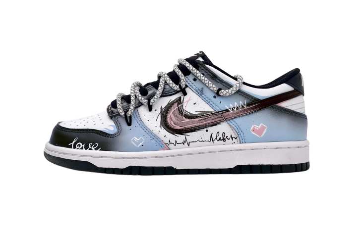 Nike Nike Dunk Black Leather Slip Resistant Cushioning Lightweight Cushioning
