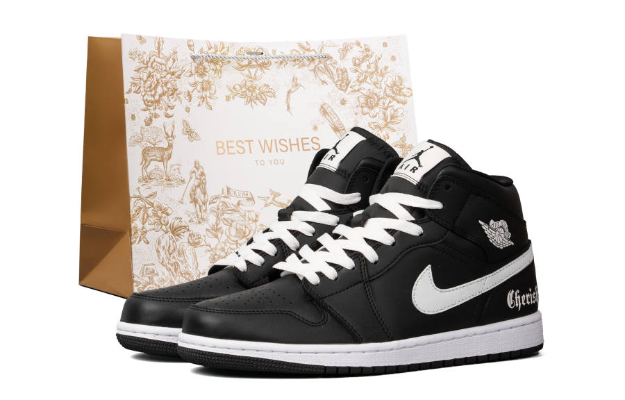 Jordan Jordan Air Jordan 1 Slip Resistant Anti Kick Cushioning Mid top Kids' Running Shoes Black White Teenagers