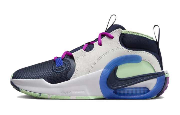 Nike Nike Air Zoom Crossover 2 GS Mid top Basketball Shoes White Blue Unisex