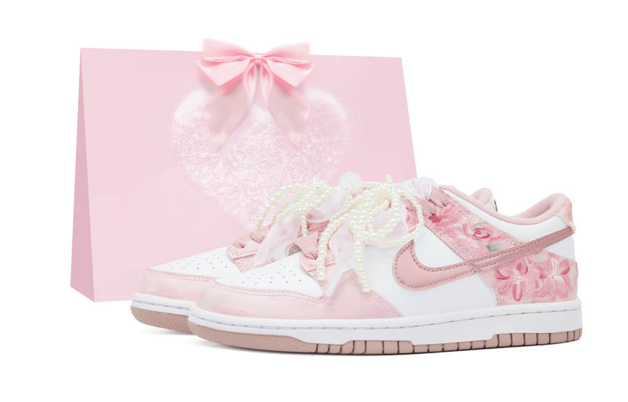 Nike Nike Dunk Pink Floral Abrasion Resistant Low top Kids' Skateboarding Shoes Pink Teenagers