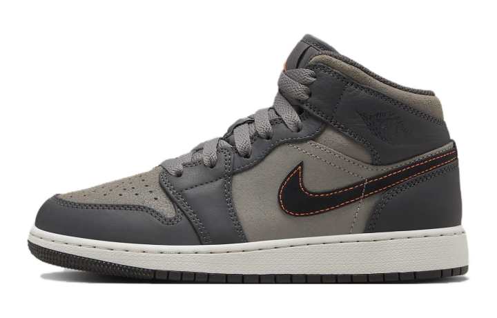 Jordan Jordan 1 Mid SE Night Stadium GS