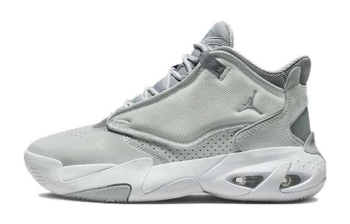 Jordan Jordan Max Aura 4 Slip Resistant Cushioning Mid top Basketball Shoes Gray White Unisex