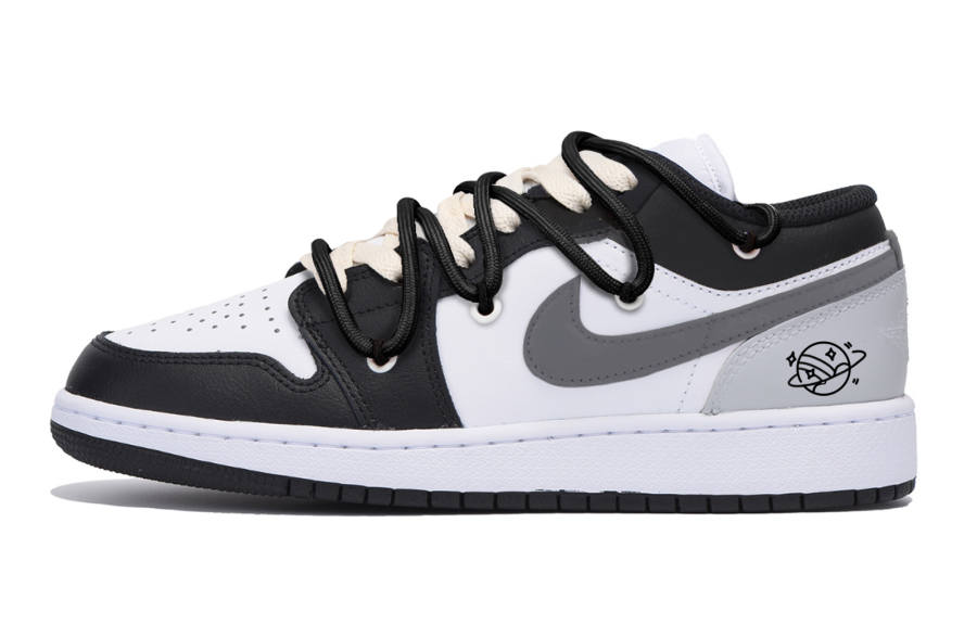 Jordan Jordan Air Jordan 1 Slip Resistant Slip Resistant Low top Children's Basketball Shoes Black Teenagers