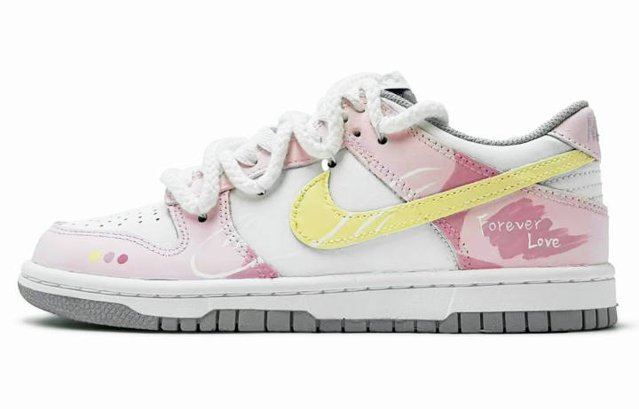 Nike Nike Dunk Pink Guava Powder Leather Slip Resistant Abrasion Resistant Low top Skateboard Shoes Pink Kids'