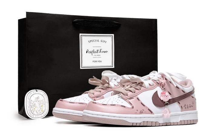 Nike Nike Dunk Low top Kids' Skateboarding Shoes Pink Teenagers