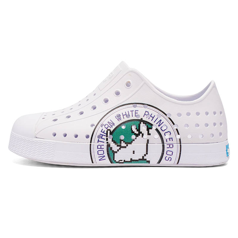 CRAZY ATIV Kids' Sandals Kids