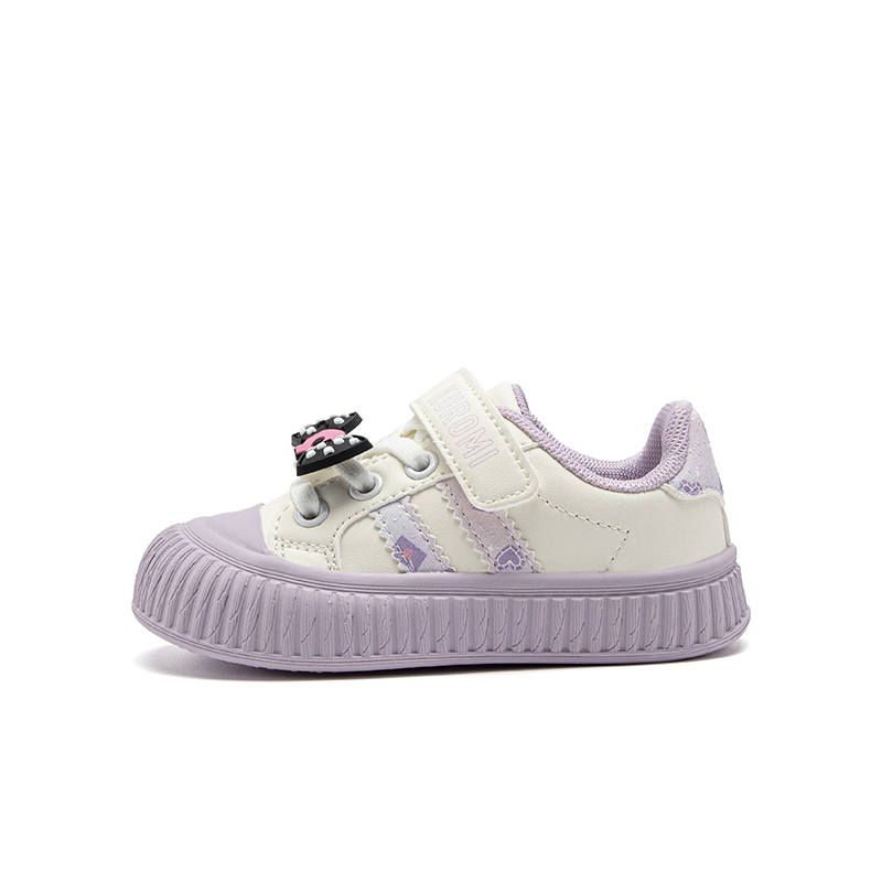 Sanrio Kuromi Abrasion Resistant Lightweight Cushioning Thermal Low top Kids' Skateboarding Shoes