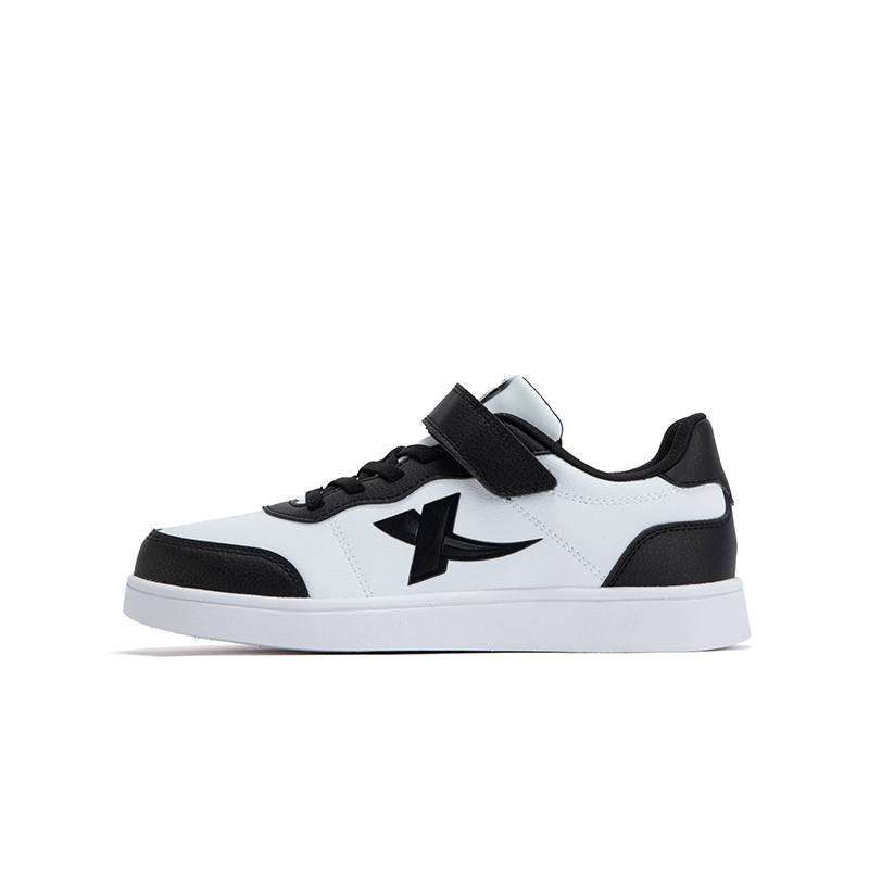 XTEP Low top Skateboard Shoes White Black Teenagers