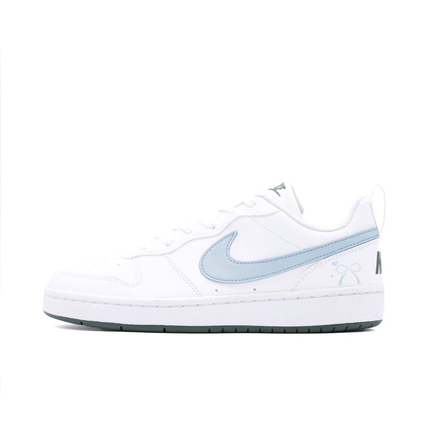 Nike Nike Court Borough Slip Resistant Abrasion Resistant Low top Kids' Skateboarding Shoes White Teenagers