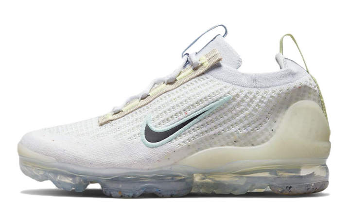 Nike Nike Air VaporMax 2021 Flyknit GS 'Mismatched Swoosh - White'