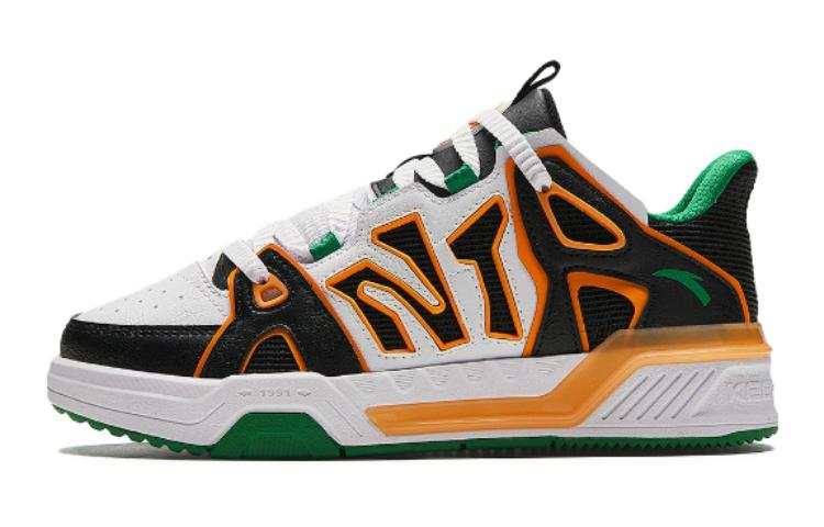 Antakids Low top Skateboard Shoes White Black Orange Teenagers