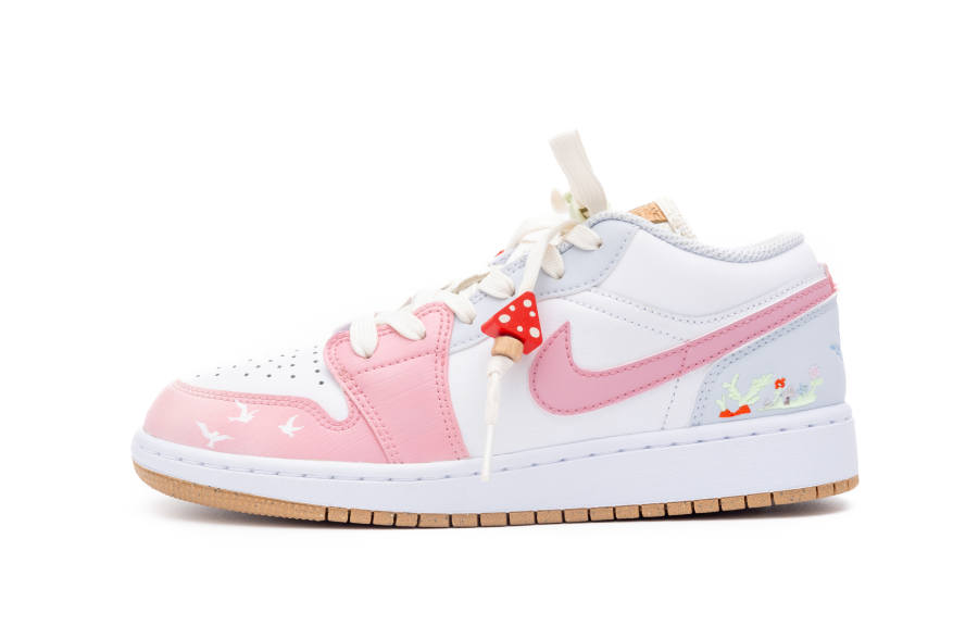 Jordan Jordan Air Jordan 1 Fun Mushroom Leather Slip Resistant Abrasion Resistant Low top Kids' Skateboarding Shoes White
