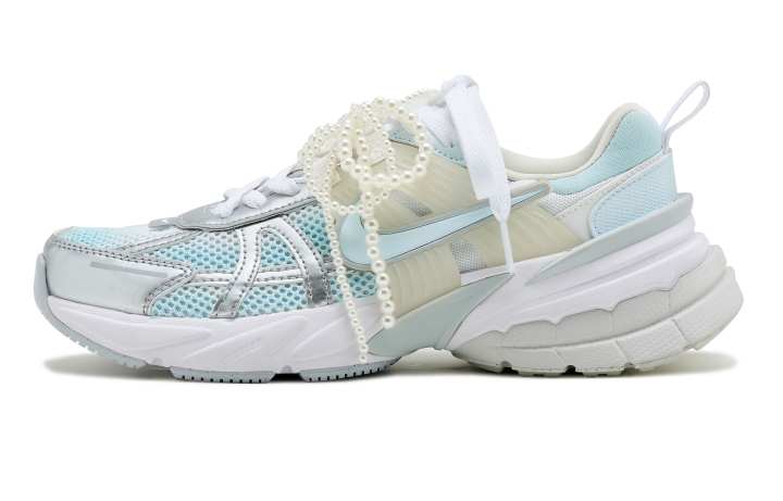 Nike Nike V2K Run Sky Blue Ice Coconut SAML Slip Resistant Low top Kids' Running Shoes Blue White Teenagers